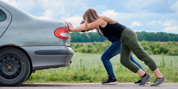 Necesito conducir más rápido parar el carro